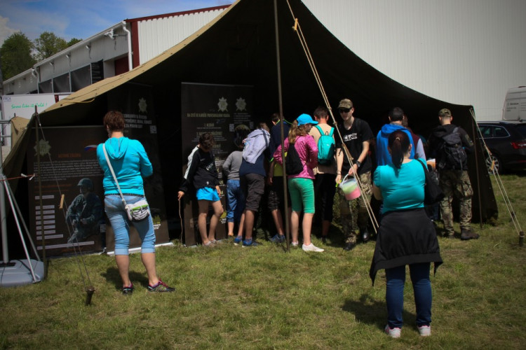 Den s 25. protiletadlovým raketovým plukem