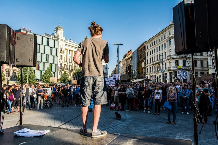 V Brně se opět po týdnu setkali lidé na protest proti Babišovi se Zemanem, autor: Tomáš Hrivňák