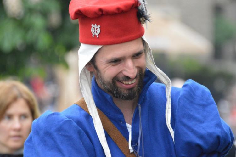 FOTOGALERIE: Na Helfštýně řinčí meče, koná se tam Festival vojenské historie