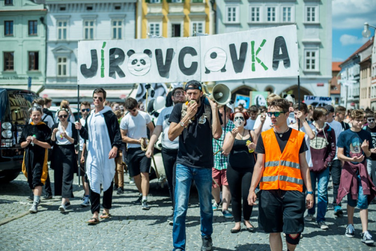 Majálesový průvod 2017