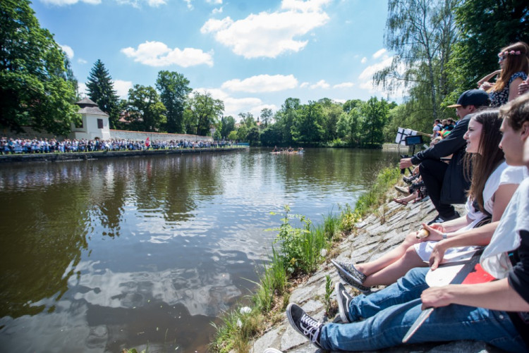 Majálesový průvod 2017