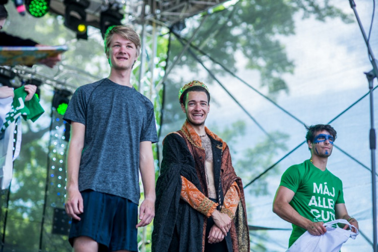 Majálesový průvod 2017