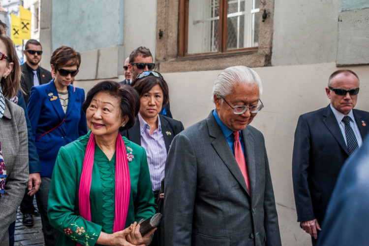 Singapurský prezident navštívil Český Krumlov