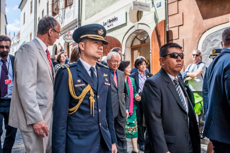 Singapurský prezident navštívil Český Krumlov