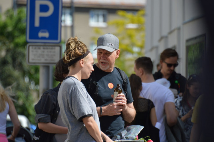 FOTOGALERIE: Prvnotřídní káva za krásného dne. V Olomouci se podruhé konal Den kávy