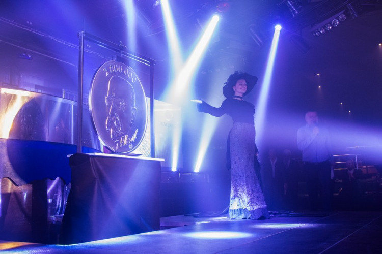 Brněnská mincovna slavnostně odhalila model největší mince světa, Autor: Tomáš Hrivňák