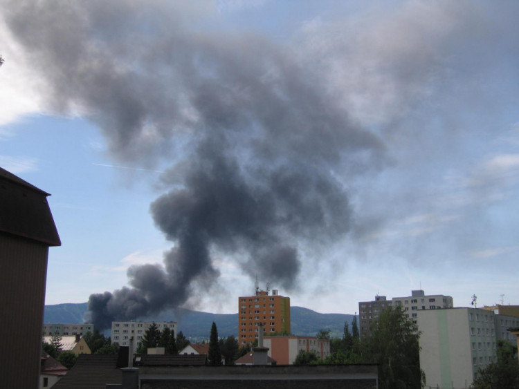Požár areálu Severochema v Liberci