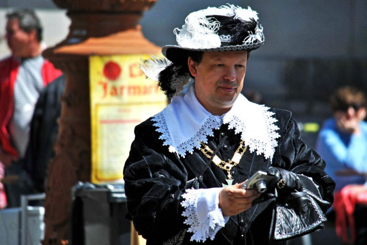 Jarmark před libereckou radnicí