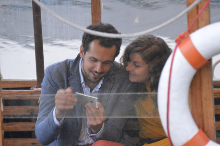 FOTO: První olomoucká venkovní PechaKucha Night v přístavišti se i přes nepřízeň počasí vyvedla