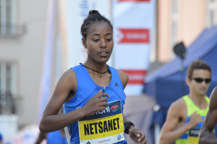 FOTO: Letošní půlmaraton je za námi, vyhrál ho Keňan Josphat Kiprop Kiptis. Podívejte se na fotky ze závodu