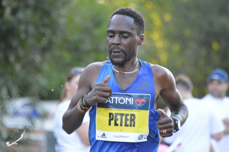 FOTO: Letošní půlmaraton je za námi, vyhrál ho Keňan Josphat Kiprop Kiptis. Podívejte se na fotky ze závodu