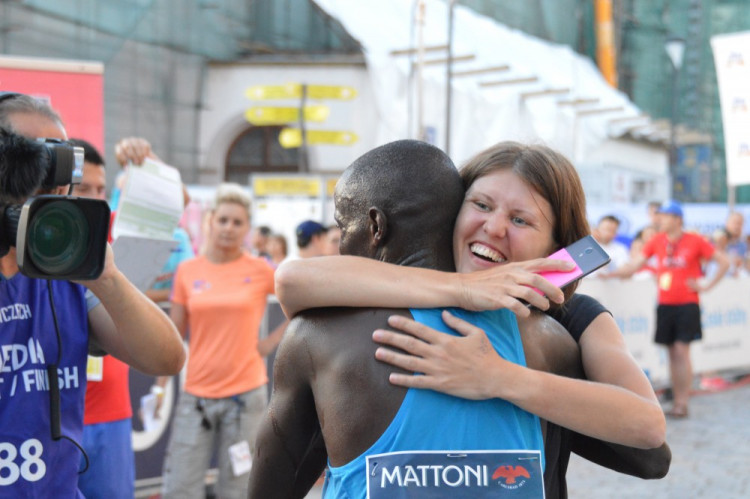 FOTO: Letošní půlmaraton je za námi, vyhrál ho Keňan Josphat Kiprop Kiptis. Podívejte se na fotky ze závodu