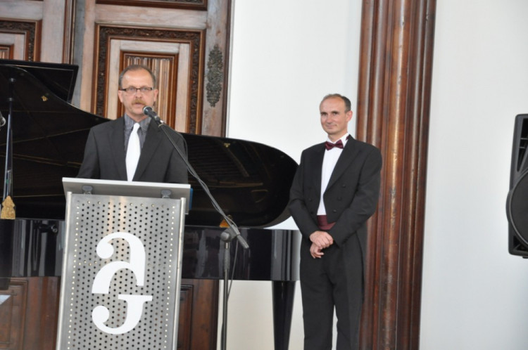 Vernisáž zahájila výstavu Victora Vasarelyho v Alšově jihočeské galerii