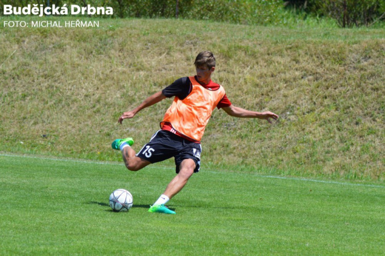 Juniorka SK Dynamo zahájila přípravu na sezonu 2017/2018