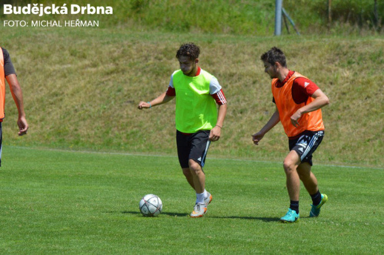 Juniorka SK Dynamo zahájila přípravu na sezonu 2017/2018