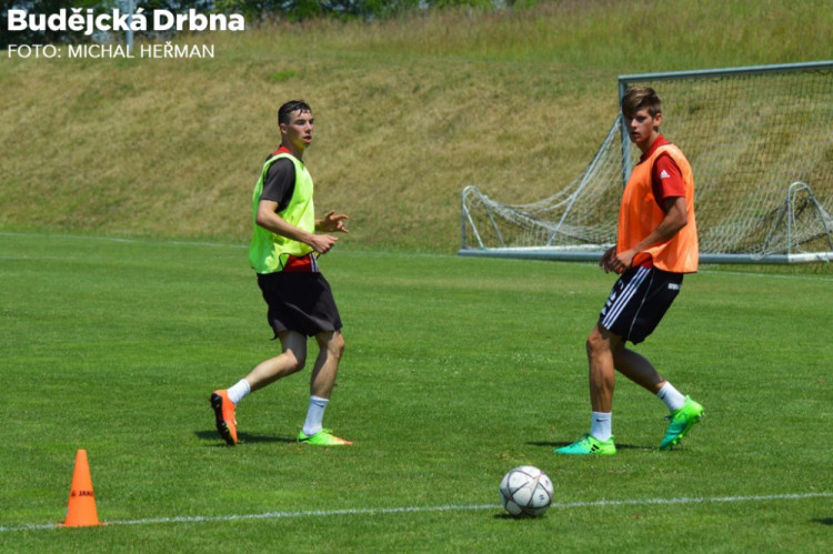 Juniorka SK Dynamo zahájila přípravu na sezonu 2017/2018