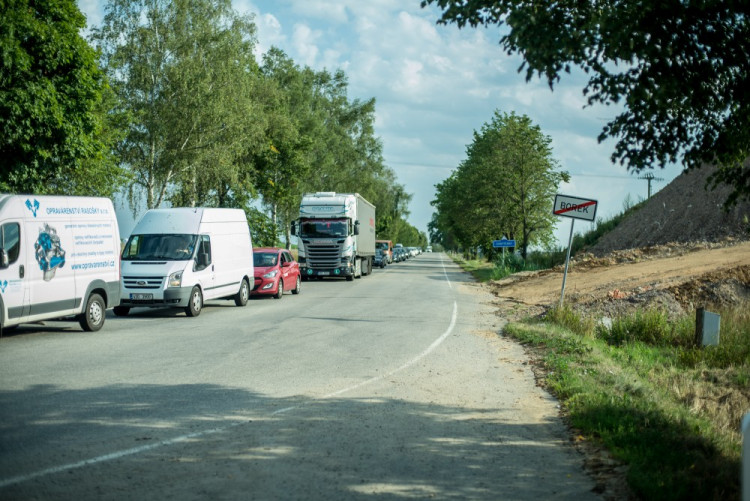 Úplná uzavírka silnice I/3