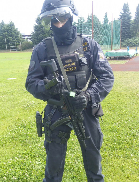 Soutěž policejních hlídek Rallye Rejvíz 2017