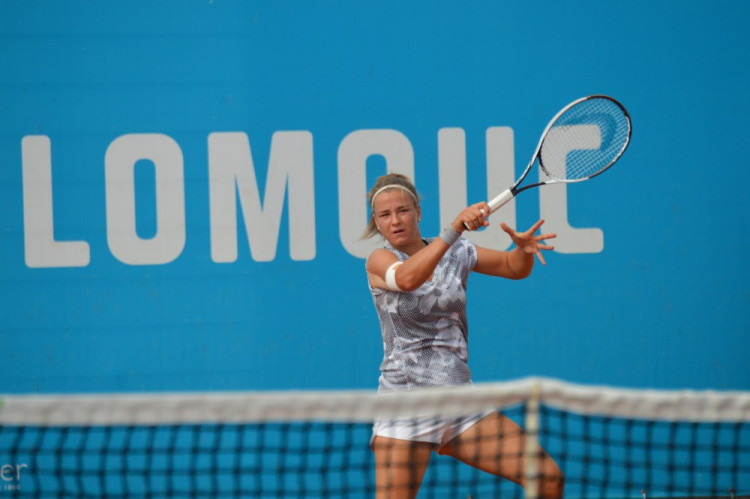 FOTO: Plíškovou potrápila domácí Muchová, ale nakonec postupuje společně s Hradeckou a Allertovou