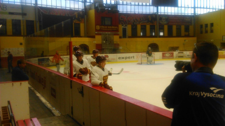 Dukla Jihlava vyjela poprvé na led