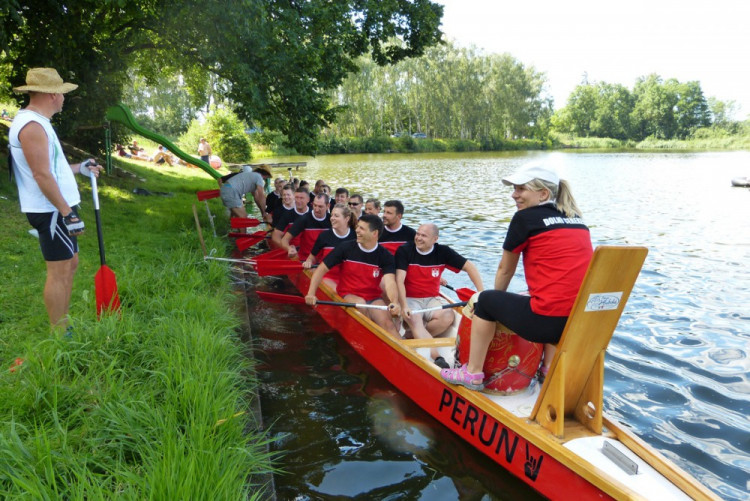 Závod dračích lodí v Telči 2017
