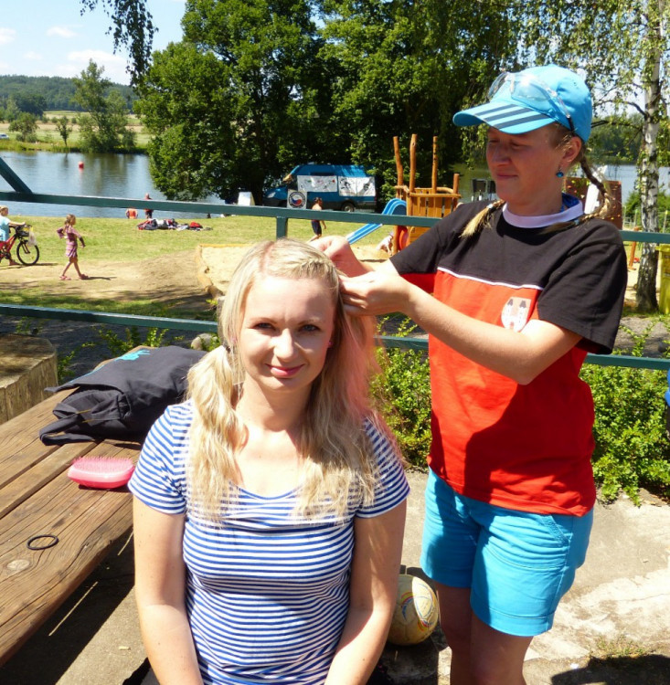 Závod dračích lodí v Telči 2017