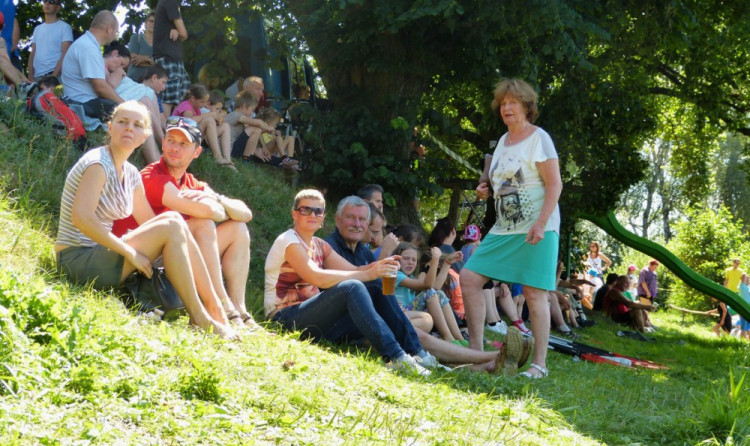 Závod dračích lodí v Telči 2017