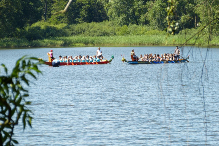 Závod dračích lodí v Telči 2017