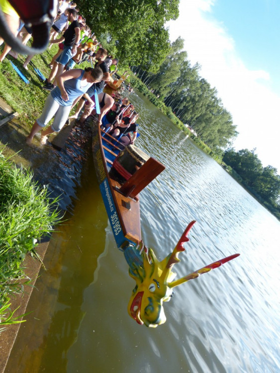 Závod dračích lodí v Telči 2017