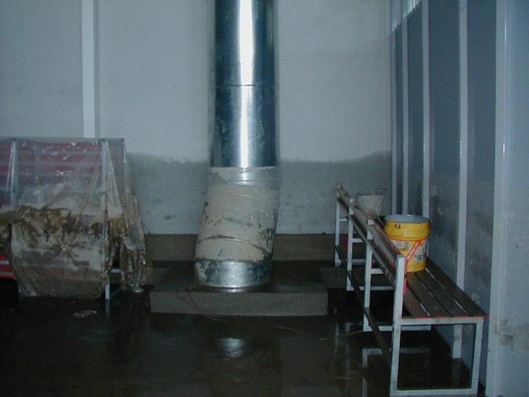 Povodeň 2002: Ledová plocha Budvar arény byla pod vodou