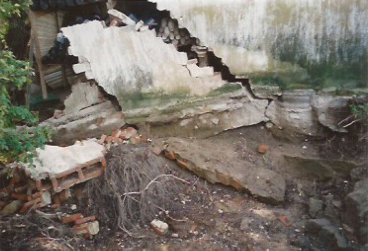 Roudné muselo po povodni v roce 2002 vybudovat nový areál. Starý opustilo