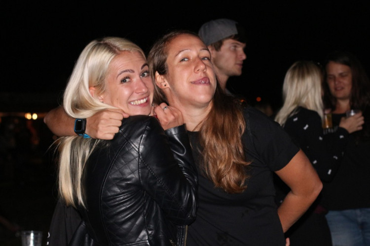 FOTOGALERIE: Festival HRADY CZ na Bouzově nabídl krásné počasí a skvělý line-up