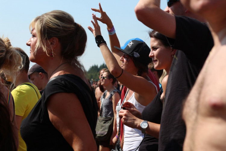 FOTOGALERIE: Festival HRADY CZ na Bouzově nabídl krásné počasí a skvělý line-up