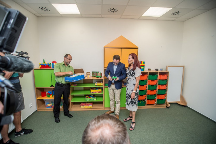 Slavnostní otevření nové školky v ulici Adolfa Trägera