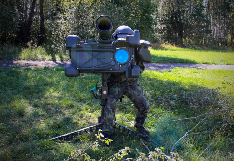 Cvičení Ample Strike na letišti v Bechyni