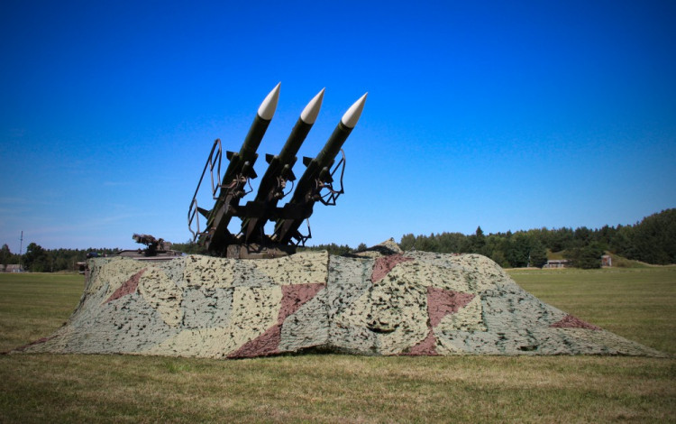 Cvičení Ample Strike na letišti v Bechyni