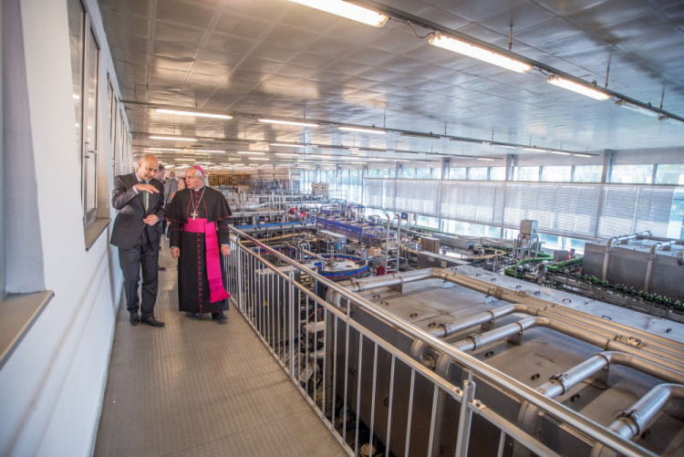 Biskup Kročil požehnal Budvaru