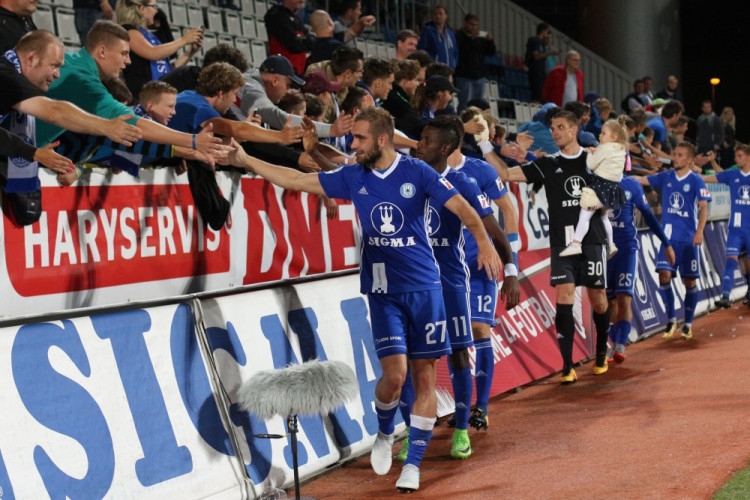 FOTOGALERIE: Sigma opět bere body! Doma remizovala se silnou Slávií 1:1