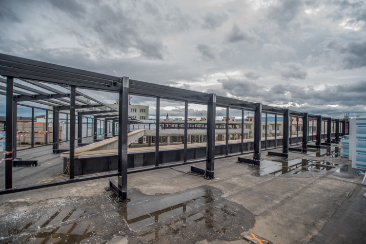 Dokončení hrubé stavby Piana