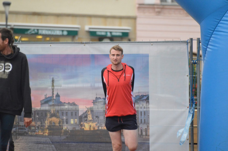 FOTOGALERIE: Dvanáctý ročník Hanácké laťky na Horním náměstí tentokrát Bába nevyhrál