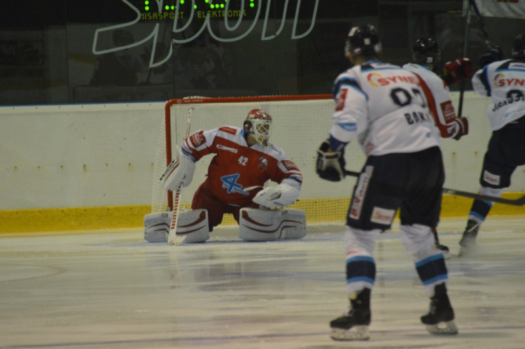 FOTOGALERIE: Mora má první body! Na domácím ledě nedala šanci tygrům z Liberce