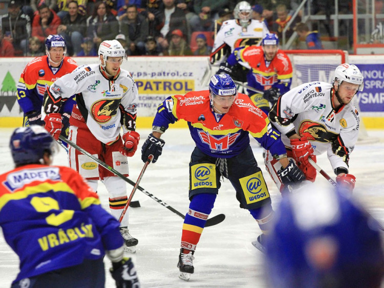 Miloslav Čermák v souboji s Markem Drtinou