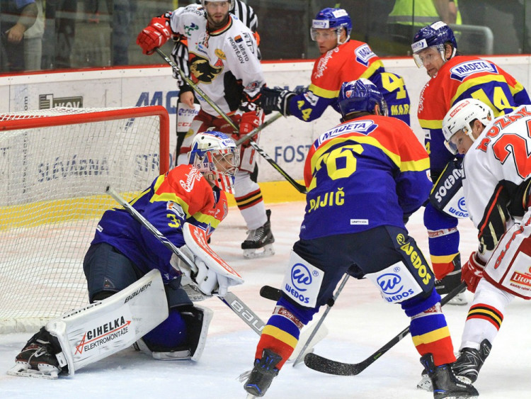 Poprvé od návratu ze zámořského kempu si v Budvar Aréně zachytal Petr Kváča