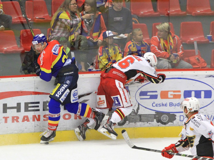 Střet Dostálka s Luňákem