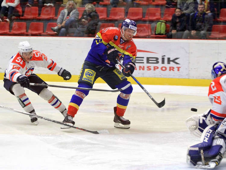 Gólová střela Václava Nedorosta