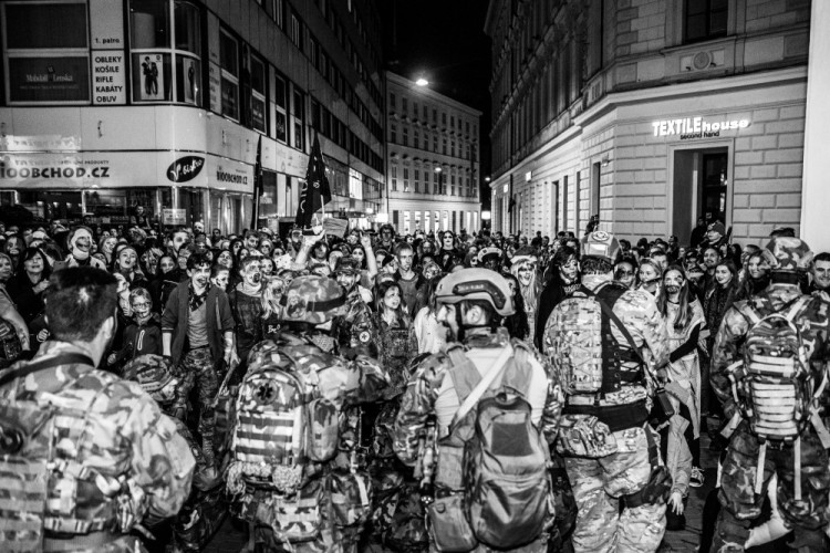 Brnem se převalila vlna nemrtvých, Autor: Tomáš Hrivňák