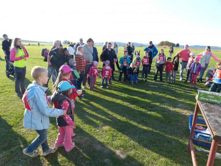 Drakiáda na letišti v Henčově