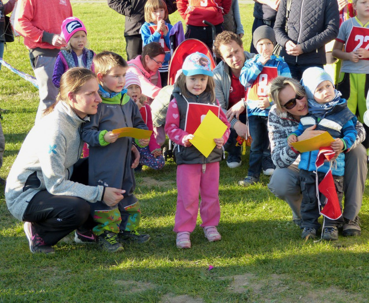 Drakiáda na letišti v Henčově