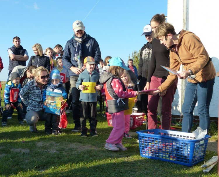 Drakiáda na letišti v Henčově