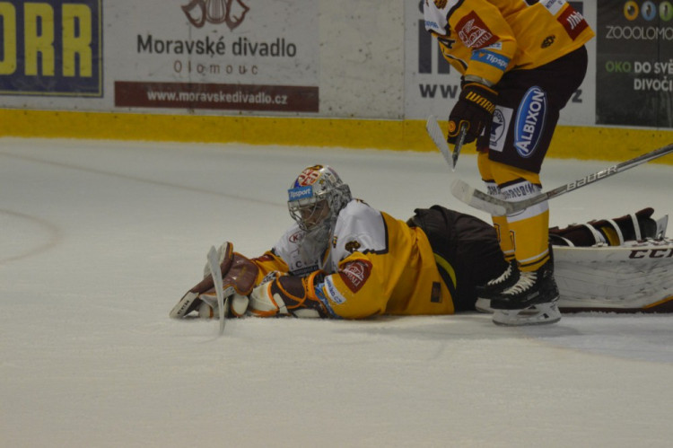 FOTOGALERIE: Braňo Konrád udržel čisté konto. Olomouc vyhrála nad Jihlavou 3:0
